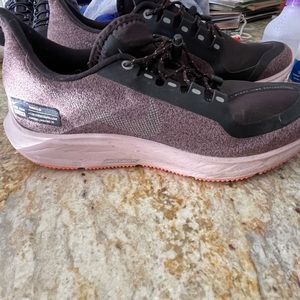 Nike woman’s Pegasus